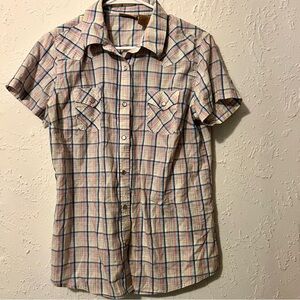 Wrangler Shirt Women’s Medium Plaid Pearl Snap Button Up Short Sleeves Pockets